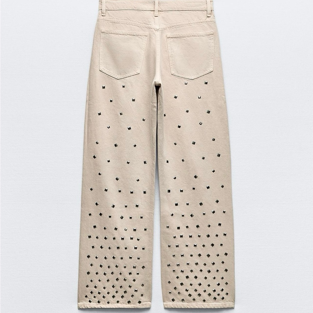 Zara mid rise studded TRF jeans - Picture 2 of 4